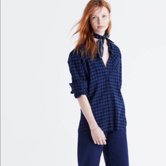 Madewell Blue Buffalo Slim Tomboy Button Down - Picture 2 of 4
